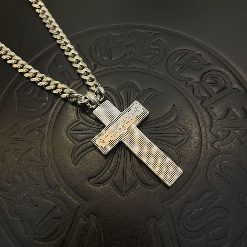 Ch*0me He**ts necklaces